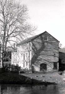 Bromham Mill in 1962 [Z53/21/19]
